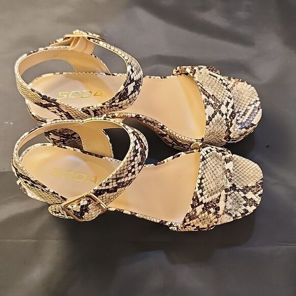 BRAND NEW SODA MACEY PYTON SLADIES WOMEN'S BLOCK HEEL SANDALS G1 - Picture 4 of 16